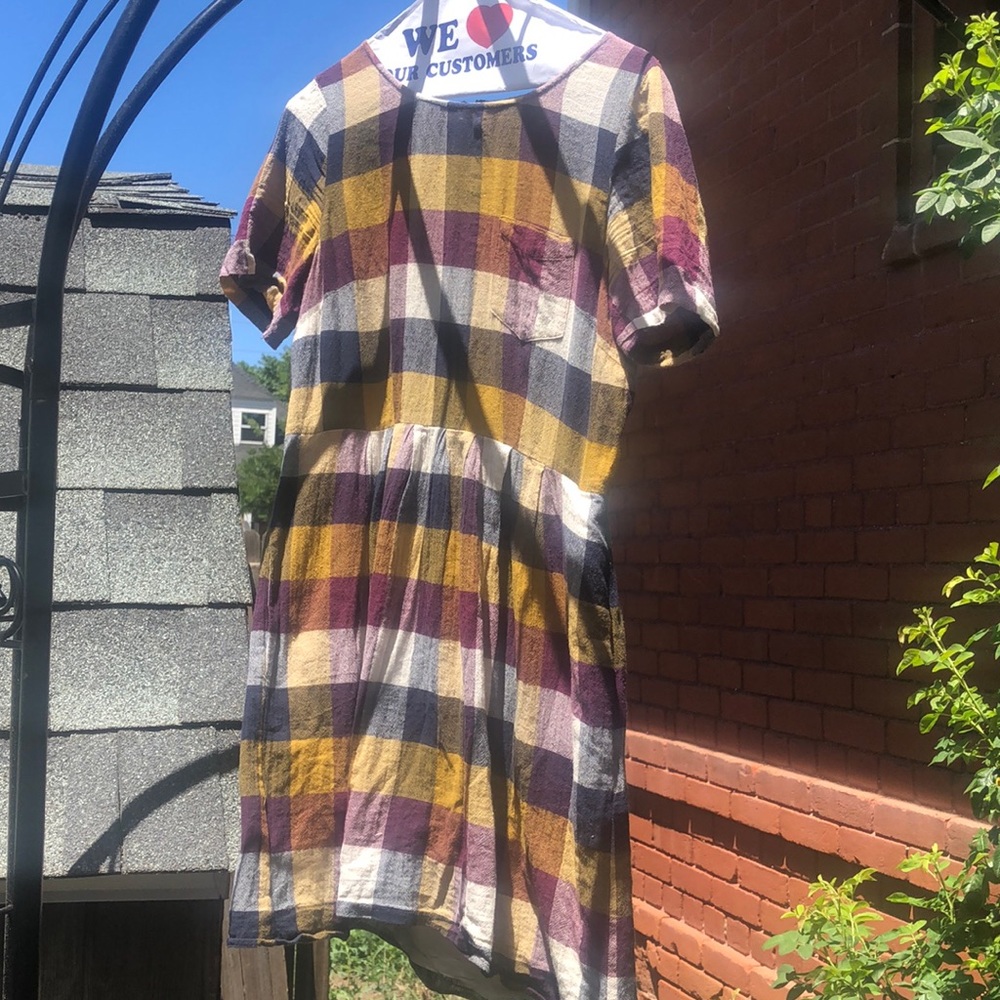 Broadway and Broome dress size 6